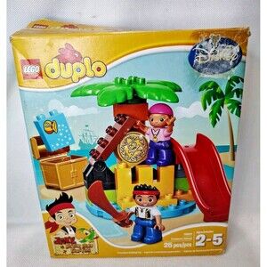 Lego DUPLO Jake & Neverland Pirates Treasure Island #10604 Retired 2015 Complete